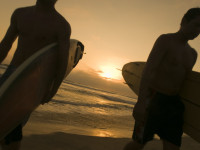 surfing etiquette, social skills